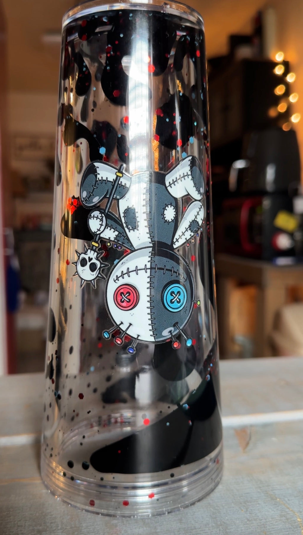 Black / white voodoo